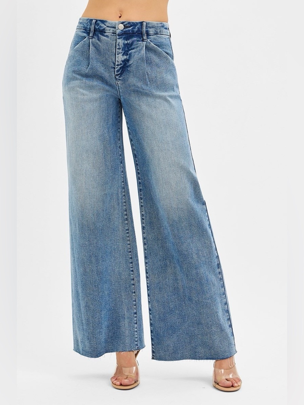 PW21463 MEDIUM Risen High Rise Wide Leg Jeans With Pleats